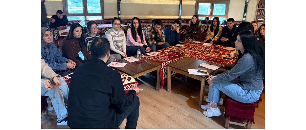 19 Aralık 2025 tarihinde KSÜ Gençlik Otağı’nda “İleri Düzey Proje Yazma Atölyesi” düzenlenmiştir.